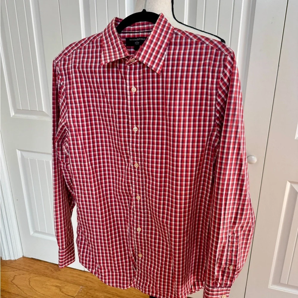 Banana Republic Men M Slim Fit Red Gingham Check LS Button Down Dress Shirt
